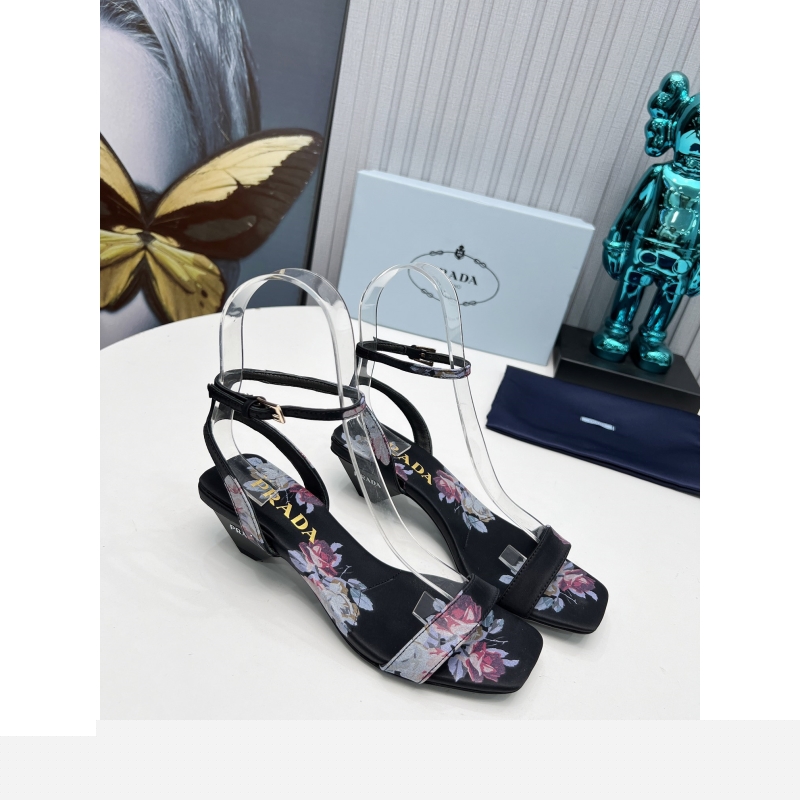 Pra*a sandals